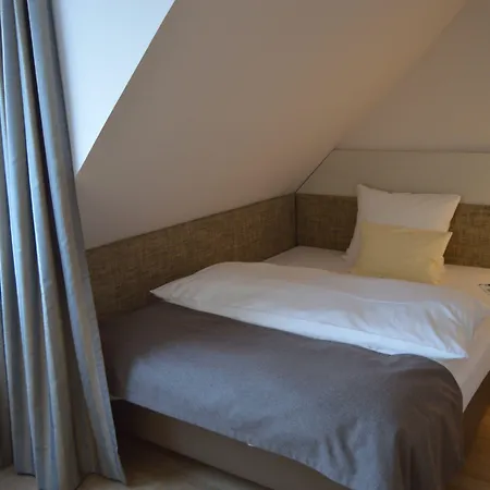 Western Theodor Storm 4*