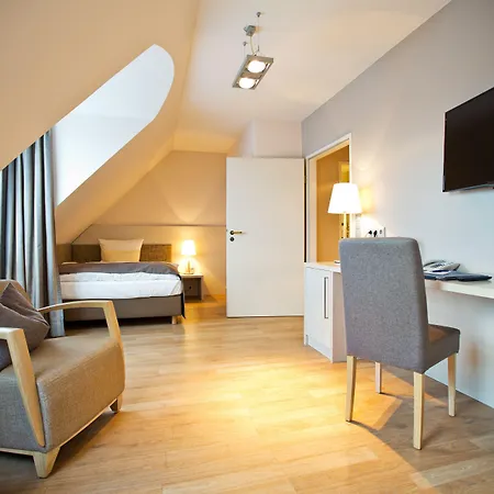 Western Theodor Storm 4*