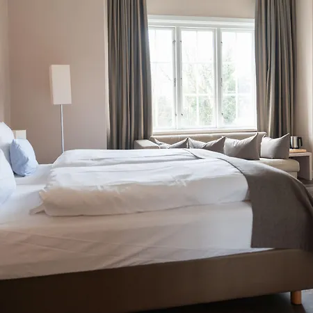 Western Theodor Storm 4*